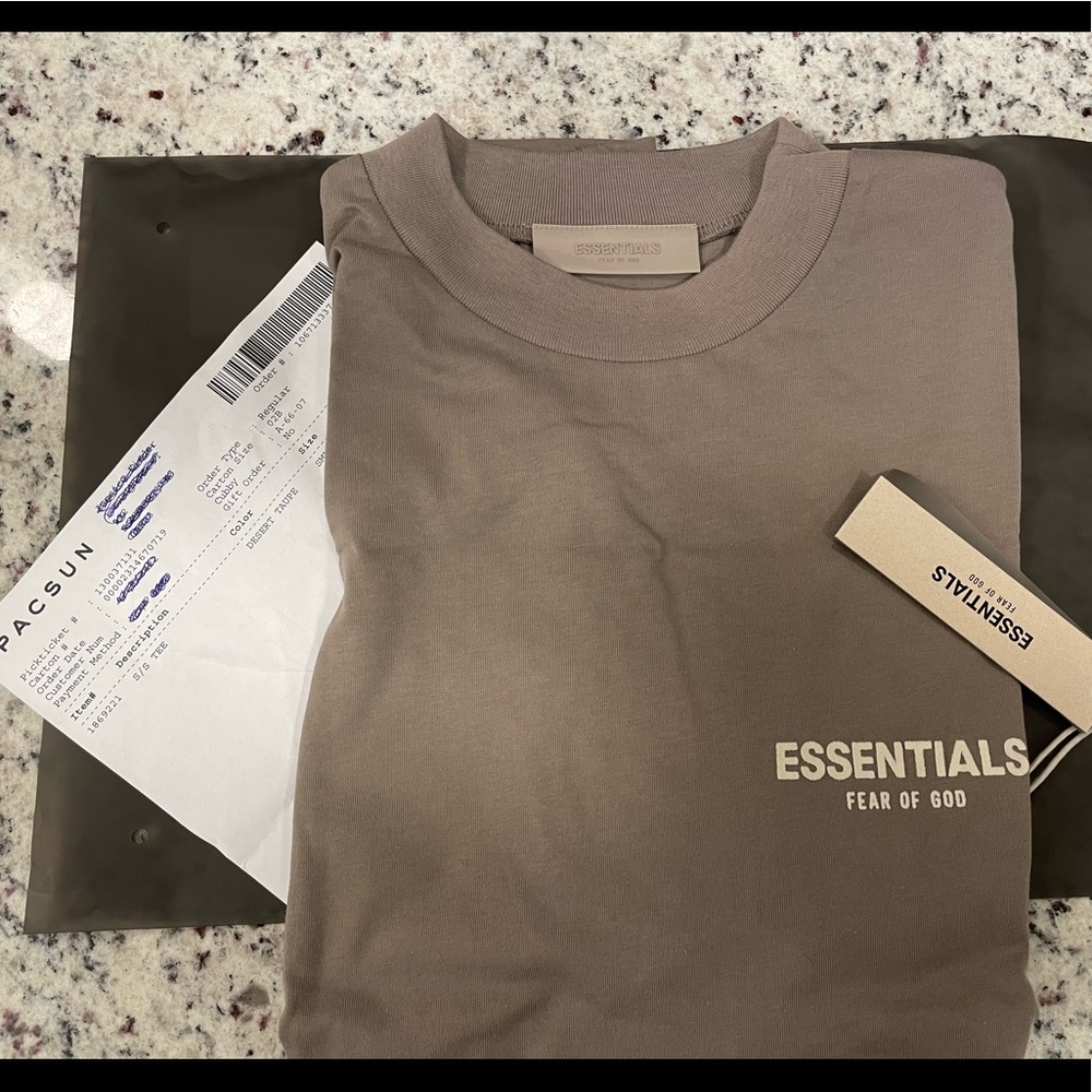 Essentials Fear of God T Shirt NWT